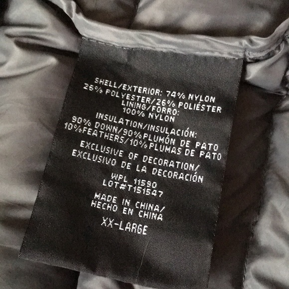 PRICE DROP 32 Degrees heat sleeveless man vest - Picture 4 of 6